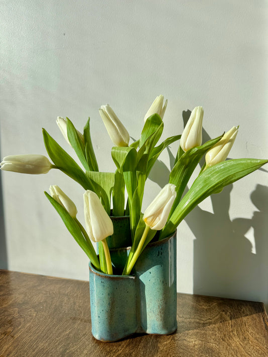 Smooth Ribbon Vase #1
