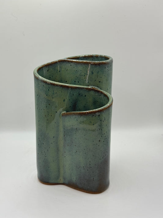 Ribbon Vase (Small, Versatile Sculptural Form)